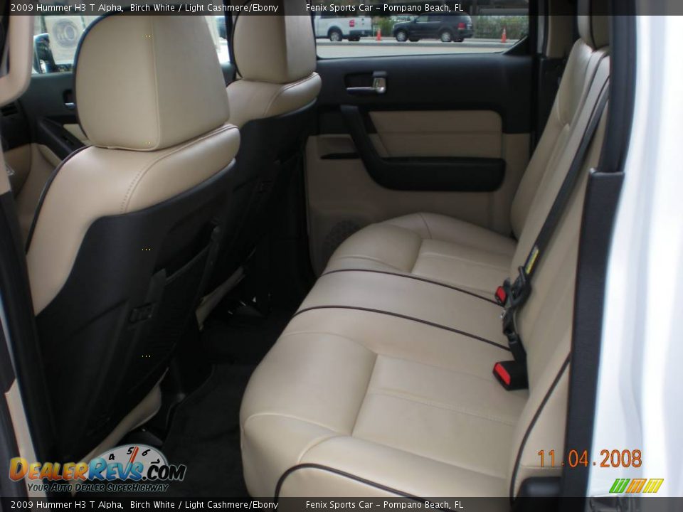 2009 Hummer H3 T Alpha Birch White / Light Cashmere/Ebony Photo #6