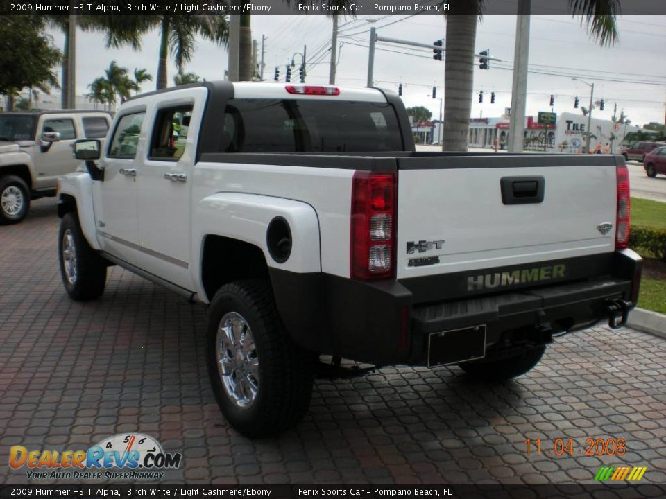 2009 Hummer H3 T Alpha Birch White / Light Cashmere/Ebony Photo #12
