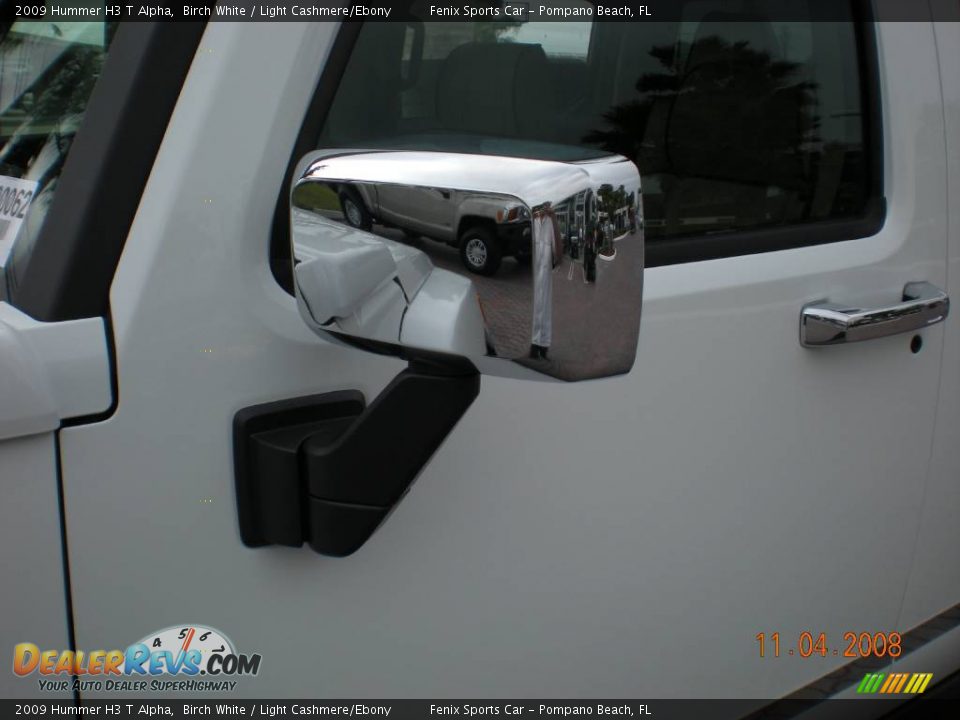 2009 Hummer H3 T Alpha Birch White / Light Cashmere/Ebony Photo #14