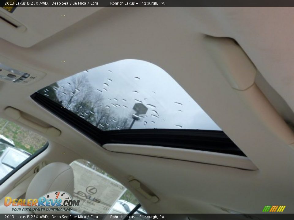Sunroof of 2013 Lexus IS 250 AWD Photo #15