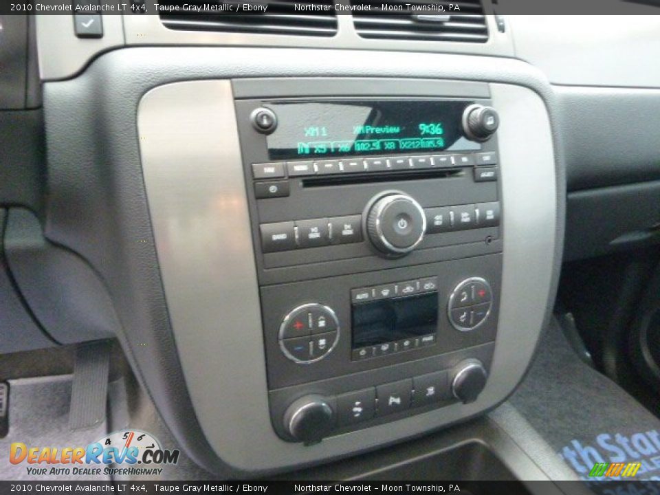 2010 Chevrolet Avalanche LT 4x4 Taupe Gray Metallic / Ebony Photo #18