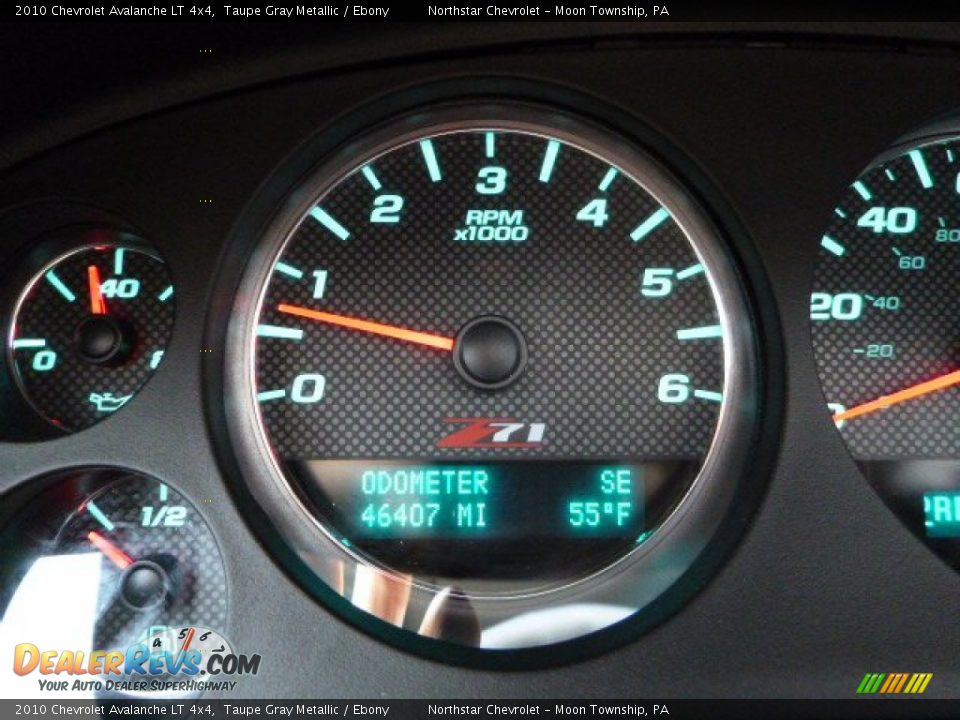 2010 Chevrolet Avalanche LT 4x4 Taupe Gray Metallic / Ebony Photo #19