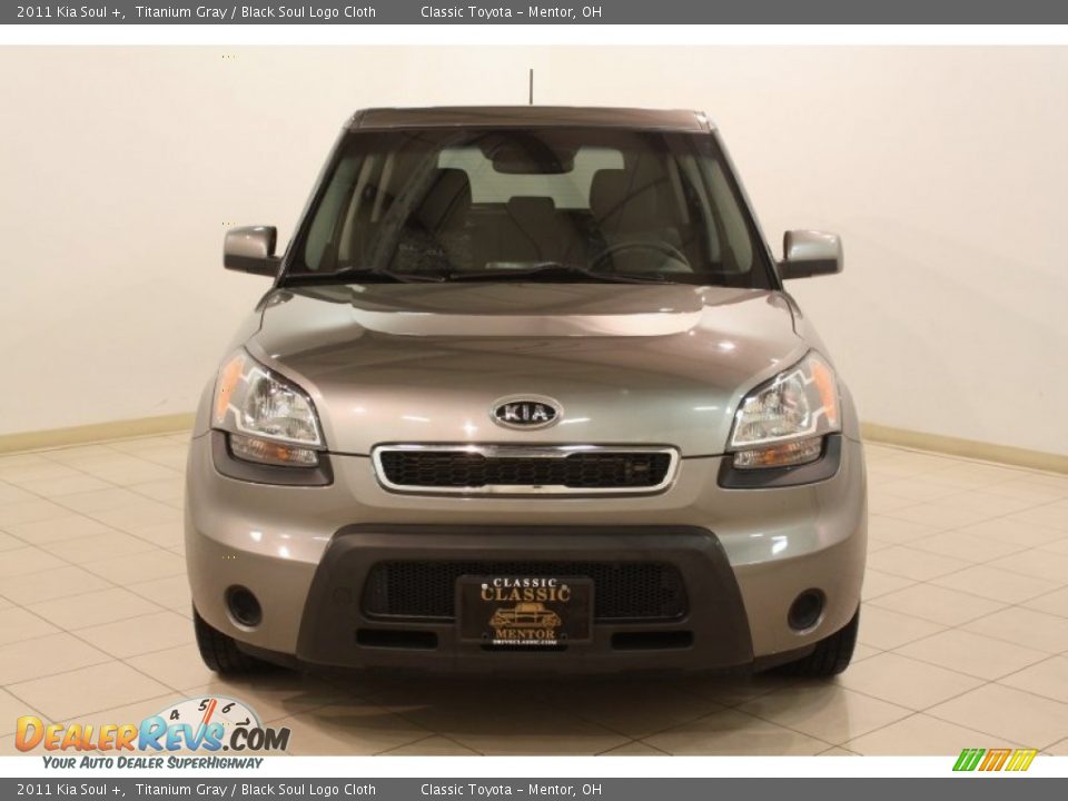 2011 Kia Soul + Titanium Gray / Black Soul Logo Cloth Photo #2