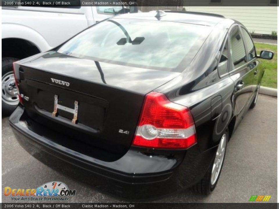 2006 Volvo S40 2.4i Black / Off Black Photo #2