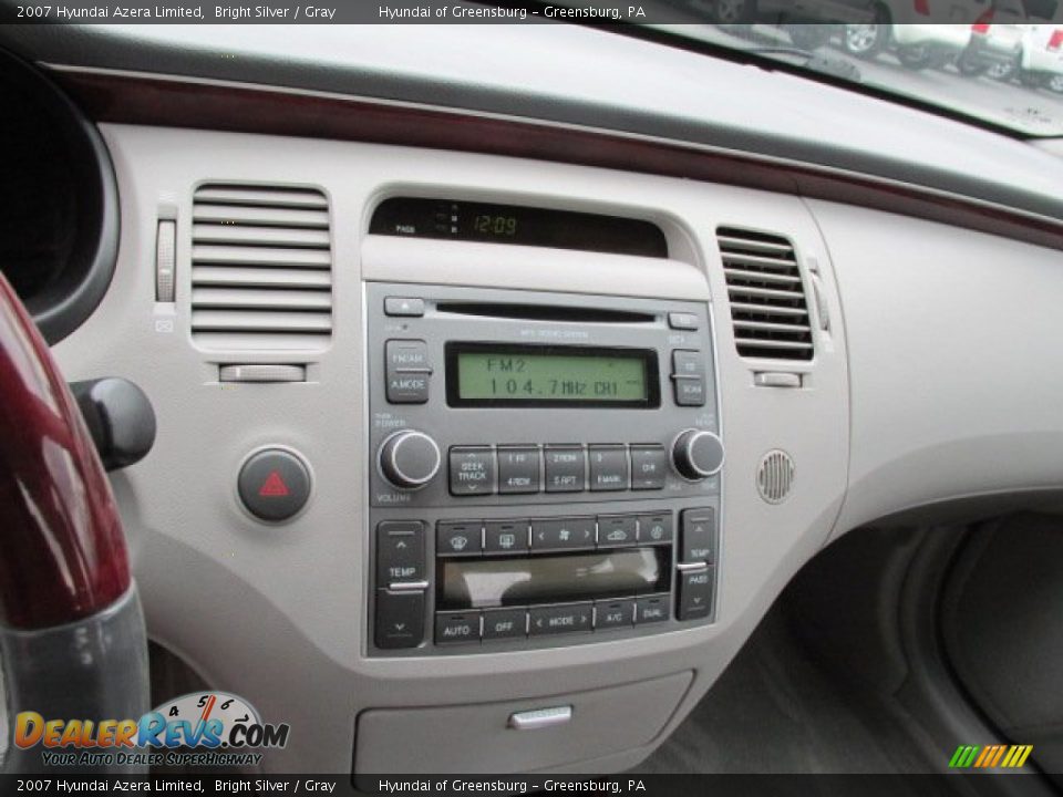 2007 Hyundai Azera Limited Bright Silver / Gray Photo #14