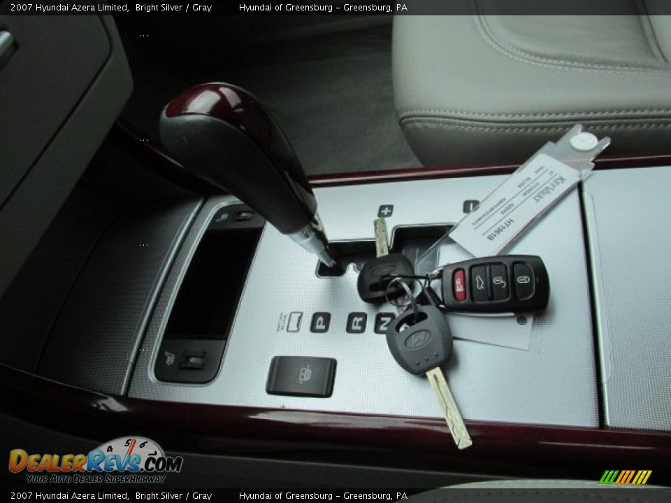 2007 Hyundai Azera Limited Bright Silver / Gray Photo #15