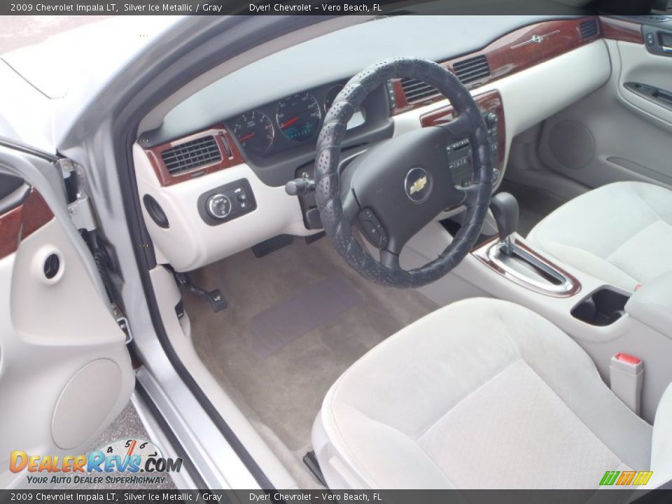 2009 Chevrolet Impala LT Silver Ice Metallic / Gray Photo #12