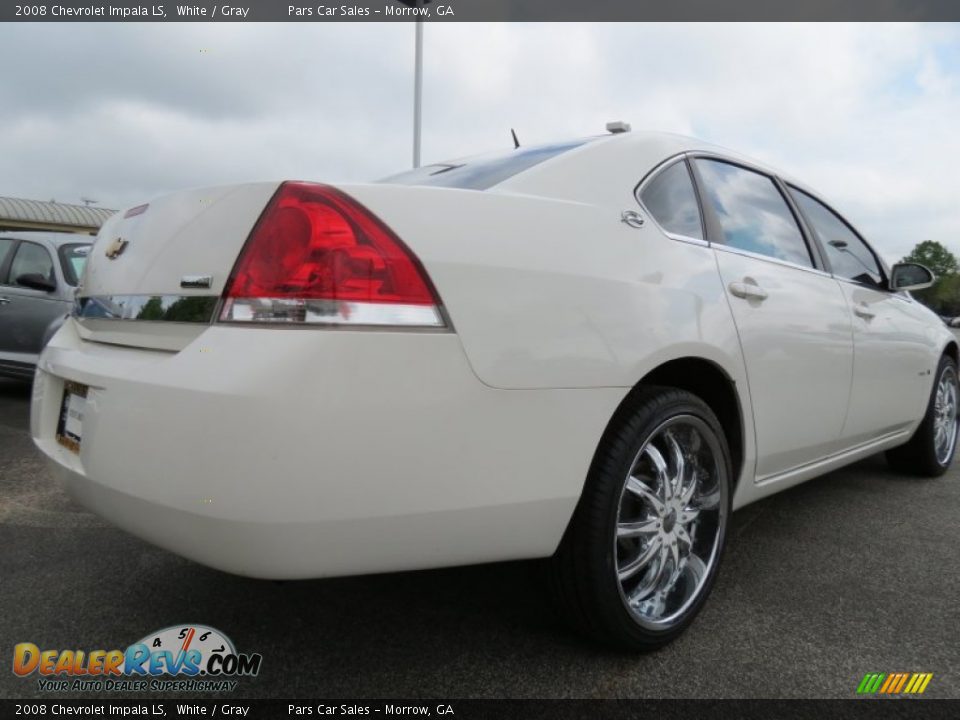 2008 Chevrolet Impala LS White / Gray Photo #3