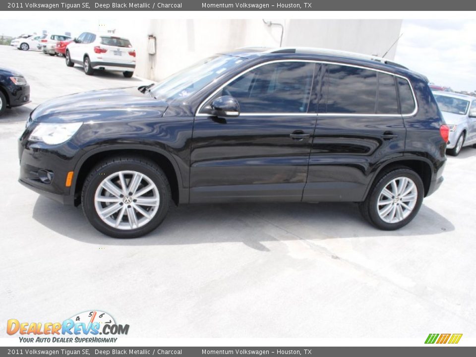 2011 Volkswagen Tiguan SE Deep Black Metallic / Charcoal Photo #5