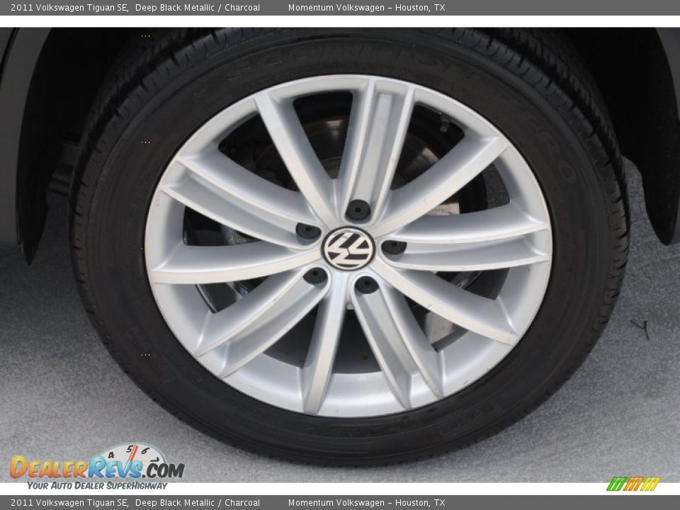 2011 Volkswagen Tiguan SE Deep Black Metallic / Charcoal Photo #6