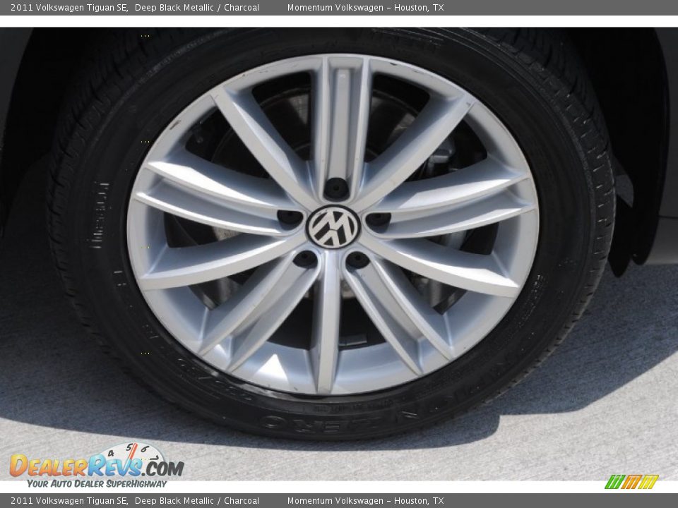 2011 Volkswagen Tiguan SE Deep Black Metallic / Charcoal Photo #12