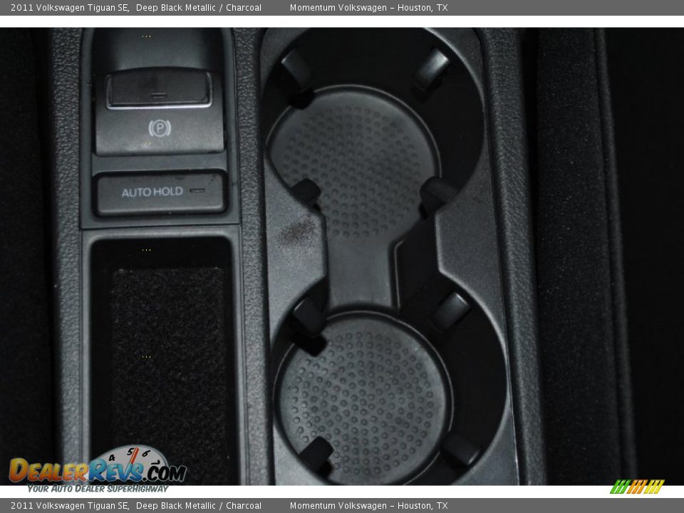 2011 Volkswagen Tiguan SE Deep Black Metallic / Charcoal Photo #19