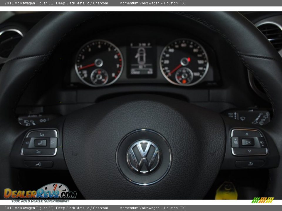 2011 Volkswagen Tiguan SE Deep Black Metallic / Charcoal Photo #30