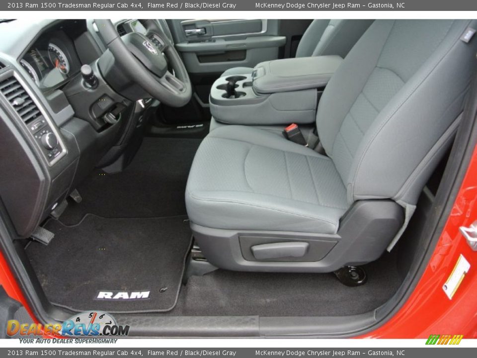 Black/Diesel Gray Interior - 2013 Ram 1500 Tradesman Regular Cab 4x4 Photo #11