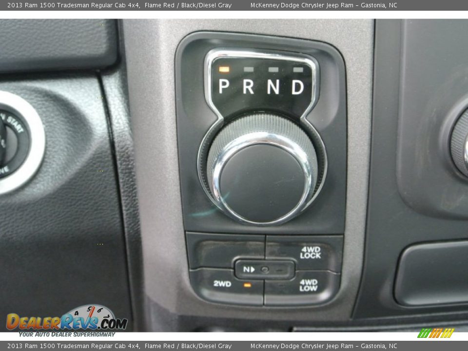 2013 Ram 1500 Tradesman Regular Cab 4x4 Shifter Photo #13