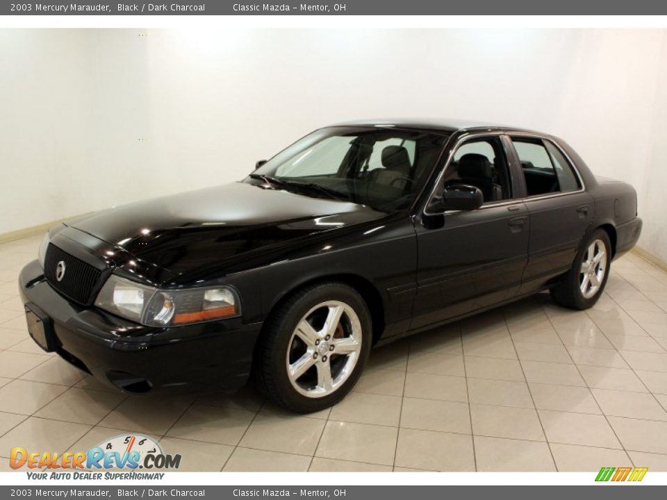 Front 3/4 View of 2003 Mercury Marauder  Photo #3
