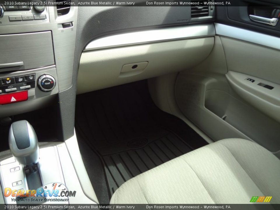 2010 Subaru Legacy 2.5i Premium Sedan Azurite Blue Metallic / Warm Ivory Photo #18