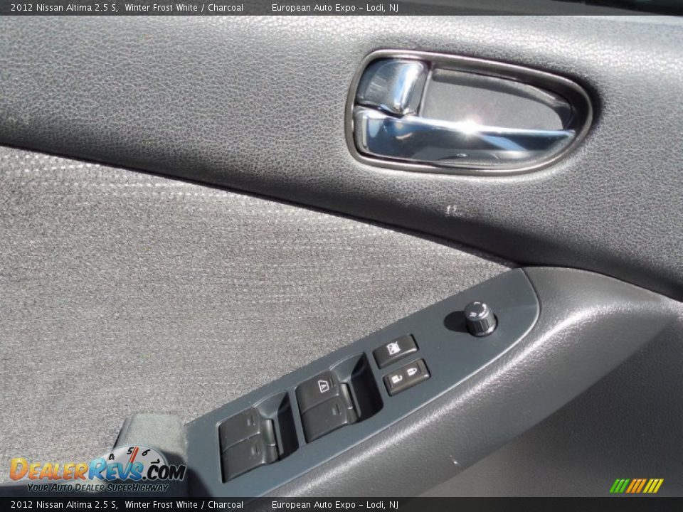 2012 Nissan Altima 2.5 S Winter Frost White / Charcoal Photo #9