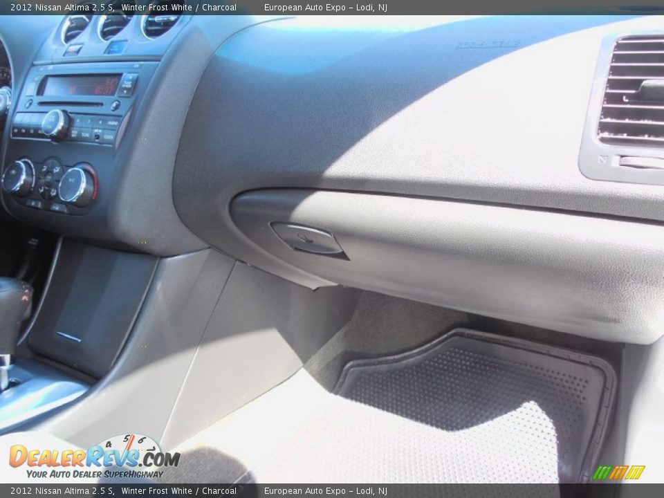 2012 Nissan Altima 2.5 S Winter Frost White / Charcoal Photo #21
