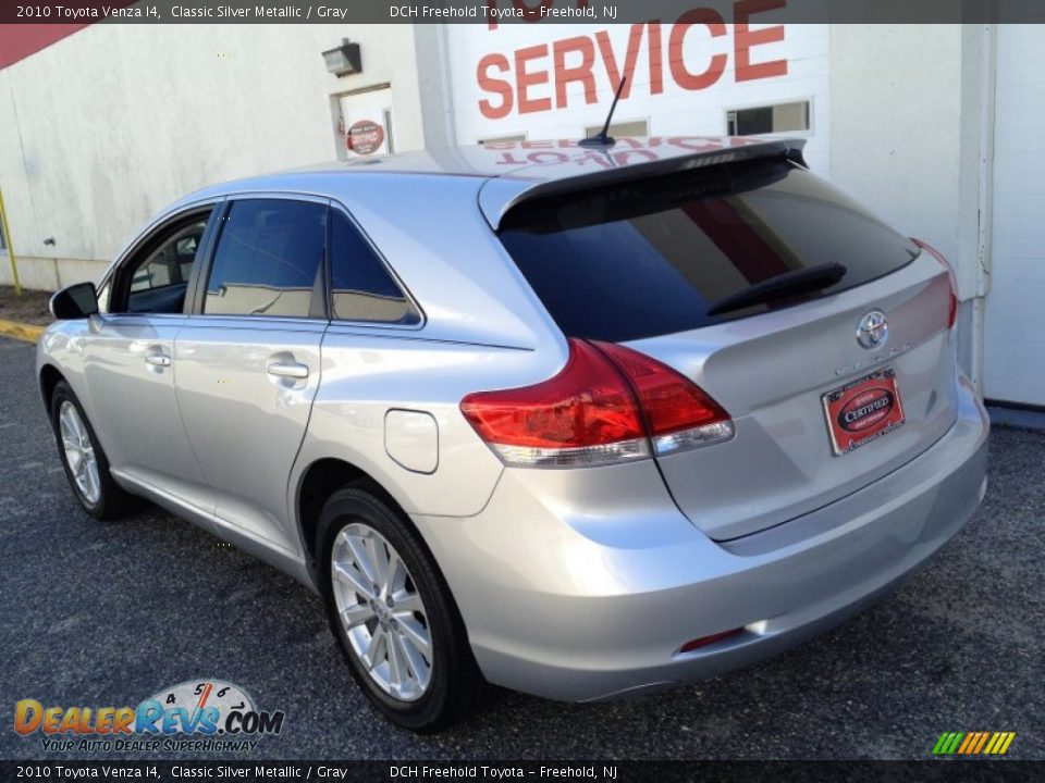2010 Toyota Venza I4 Classic Silver Metallic / Gray Photo #4