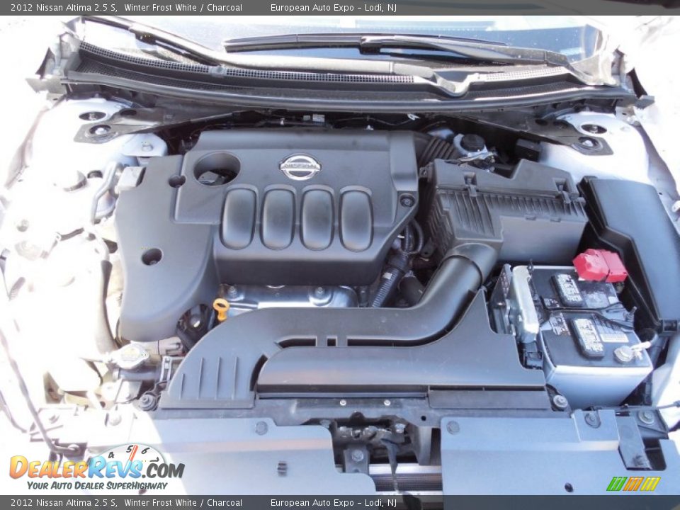 2012 Nissan Altima 2.5 S Winter Frost White / Charcoal Photo #27