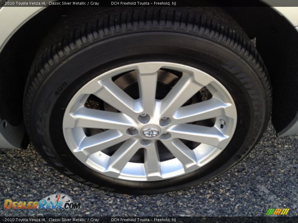 2010 Toyota Venza I4 Classic Silver Metallic / Gray Photo #7