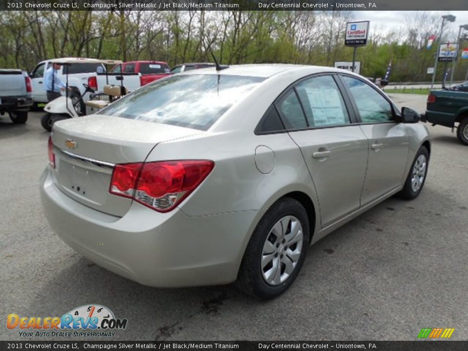 2013 Chevrolet Cruze LS Champagne Silver Metallic / Jet Black/Medium Titanium Photo #6
