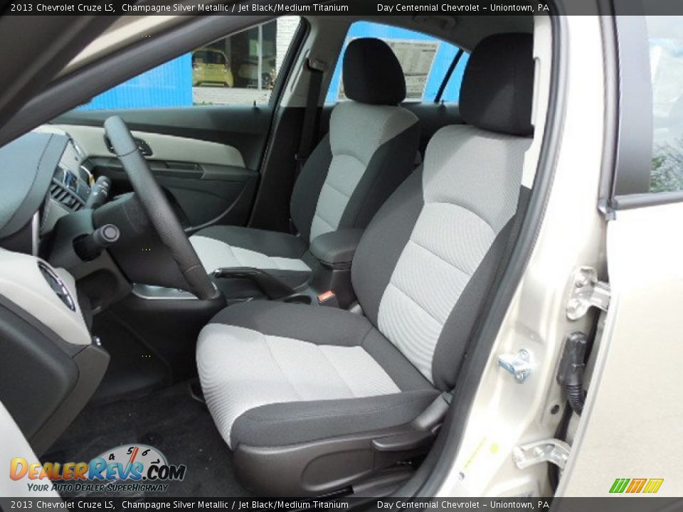 2013 Chevrolet Cruze LS Champagne Silver Metallic / Jet Black/Medium Titanium Photo #12