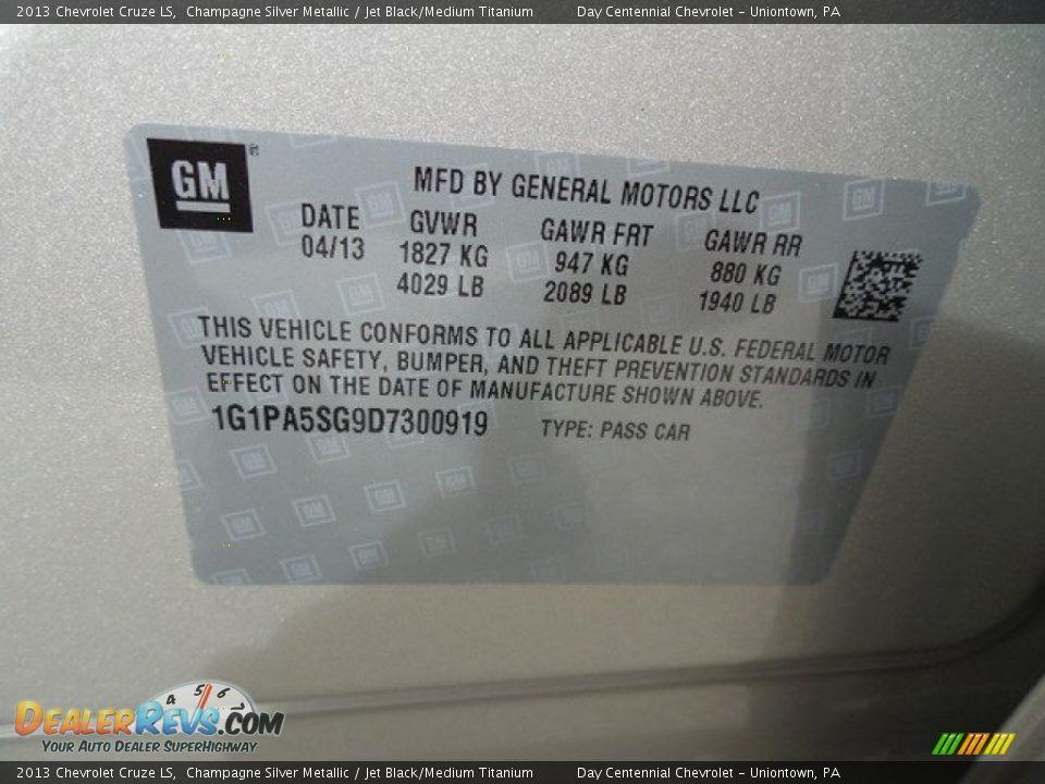 2013 Chevrolet Cruze LS Champagne Silver Metallic / Jet Black/Medium Titanium Photo #19