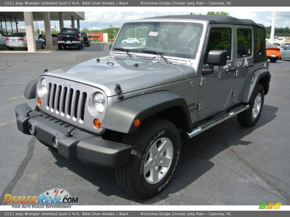 2013 Jeep Wrangler Unlimited Sport S 4x4 Billet Silver Metallic / Black Photo #2