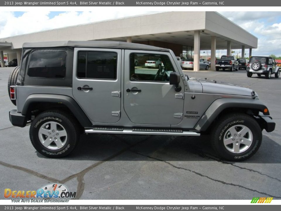 2013 Jeep Wrangler Unlimited Sport S 4x4 Billet Silver Metallic / Black Photo #6