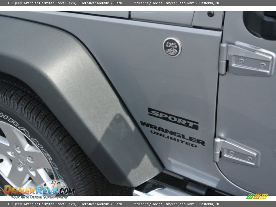 2013 Jeep Wrangler Unlimited Sport S 4x4 Billet Silver Metallic / Black Photo #7
