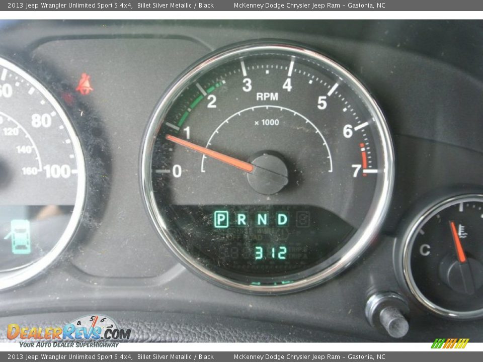 2013 Jeep Wrangler Unlimited Sport S 4x4 Billet Silver Metallic / Black Photo #16