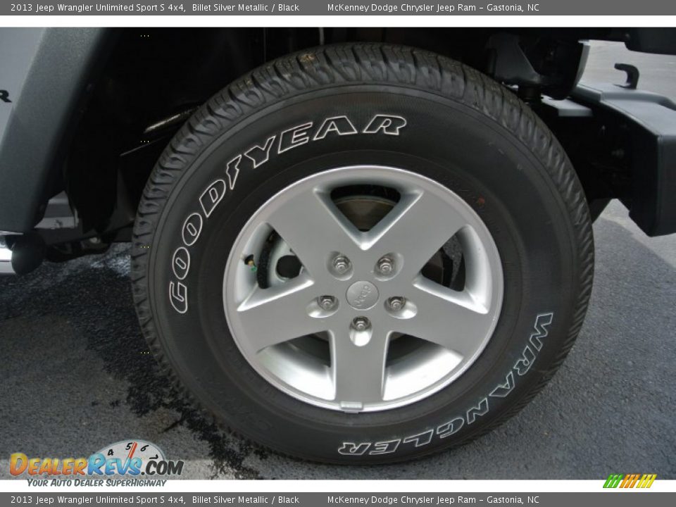 2013 Jeep Wrangler Unlimited Sport S 4x4 Billet Silver Metallic / Black Photo #21