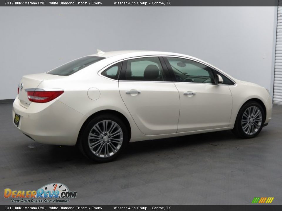 2012 Buick Verano FWD White Diamond Tricoat / Ebony Photo #2