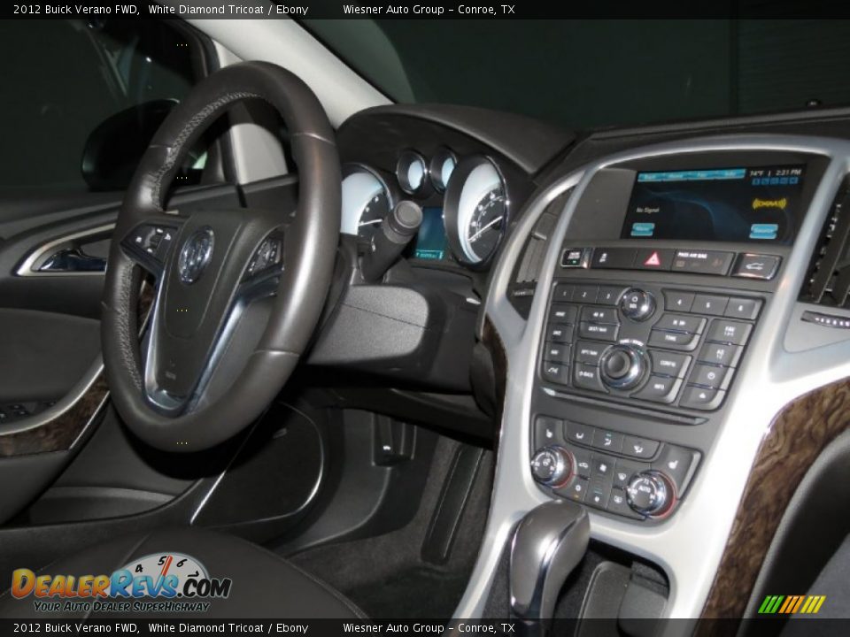 2012 Buick Verano FWD White Diamond Tricoat / Ebony Photo #5