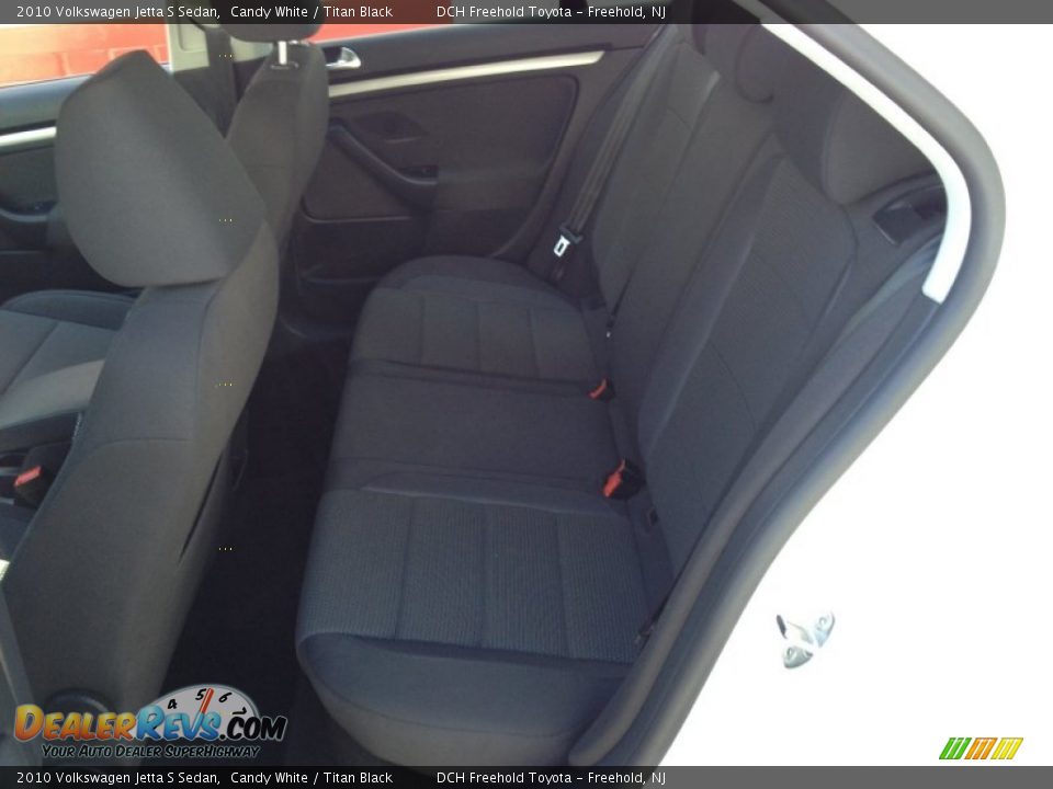 2010 Volkswagen Jetta S Sedan Candy White / Titan Black Photo #10