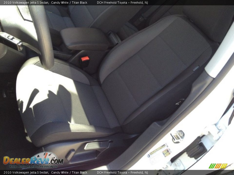 2010 Volkswagen Jetta S Sedan Candy White / Titan Black Photo #15