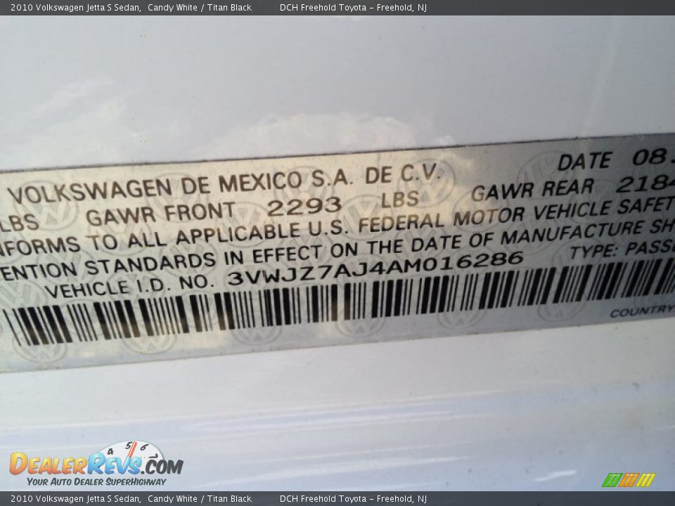 2010 Volkswagen Jetta S Sedan Candy White / Titan Black Photo #16
