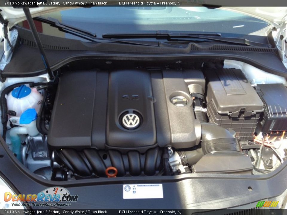 2010 Volkswagen Jetta S Sedan Candy White / Titan Black Photo #28