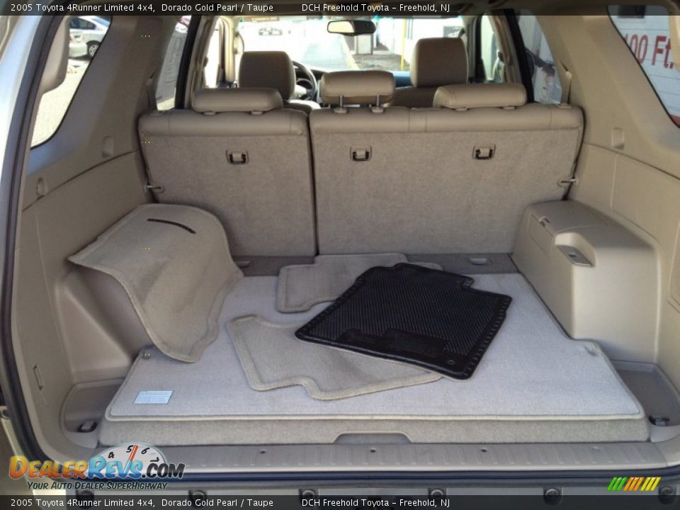 2005 Toyota 4Runner Limited 4x4 Dorado Gold Pearl / Taupe Photo #22