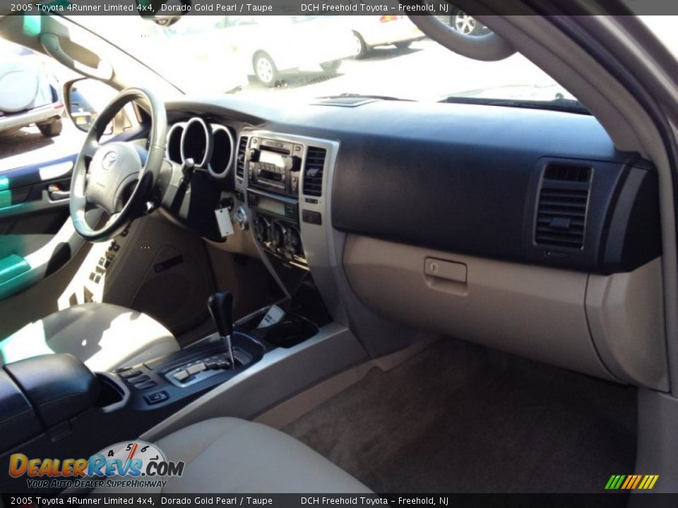 2005 Toyota 4Runner Limited 4x4 Dorado Gold Pearl / Taupe Photo #27