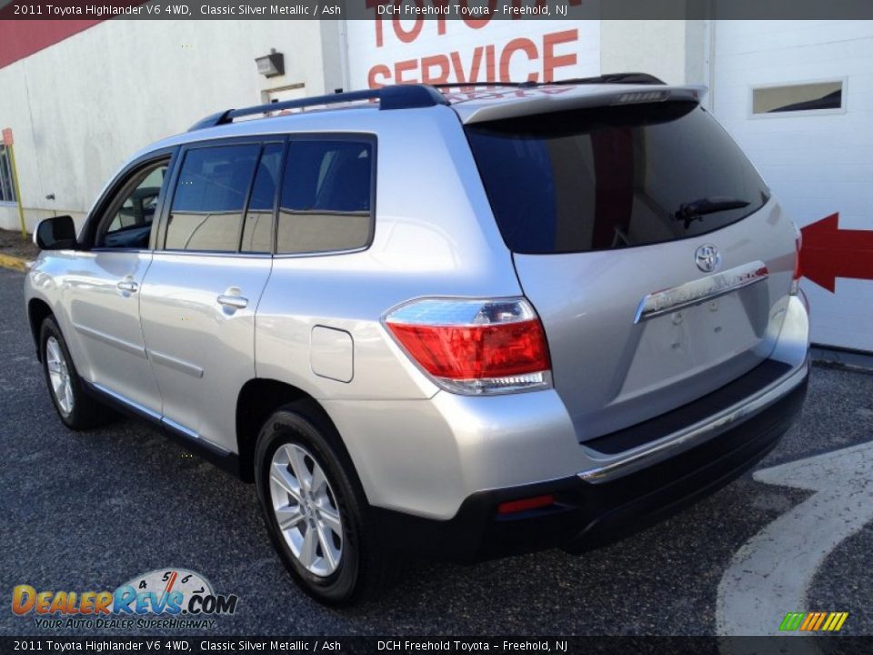 2011 Toyota Highlander V6 4WD Classic Silver Metallic / Ash Photo #4