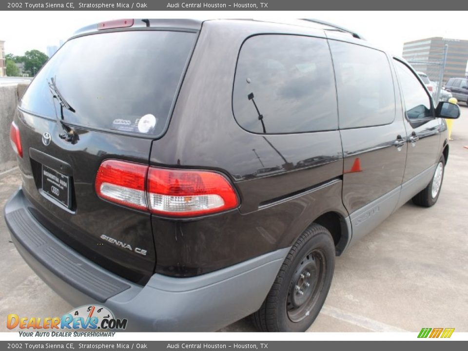 2002 Toyota Sienna CE Stratosphere Mica / Oak Photo #7