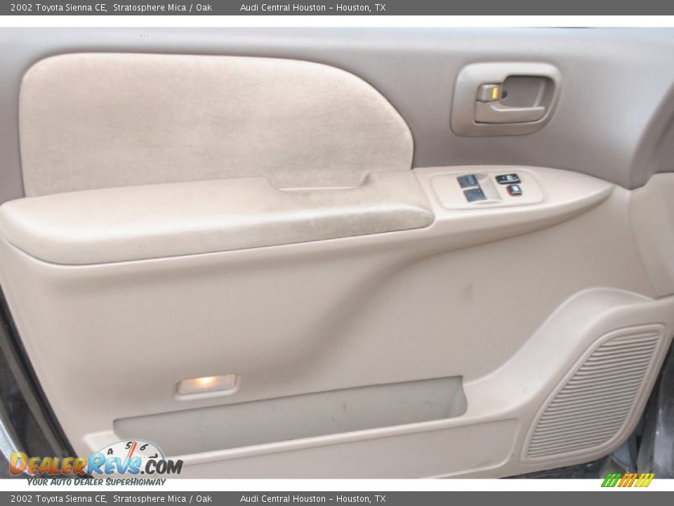 2002 Toyota Sienna CE Stratosphere Mica / Oak Photo #9
