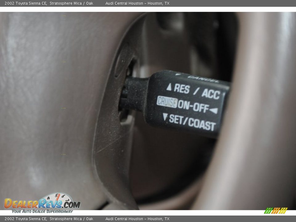 2002 Toyota Sienna CE Stratosphere Mica / Oak Photo #16