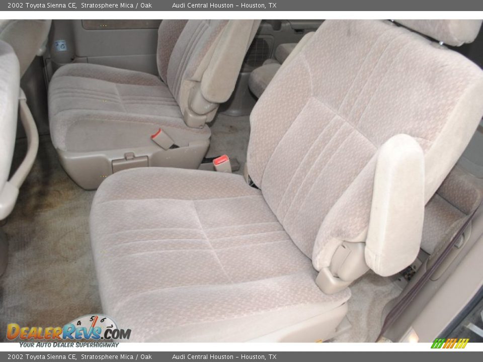 2002 Toyota Sienna CE Stratosphere Mica / Oak Photo #18