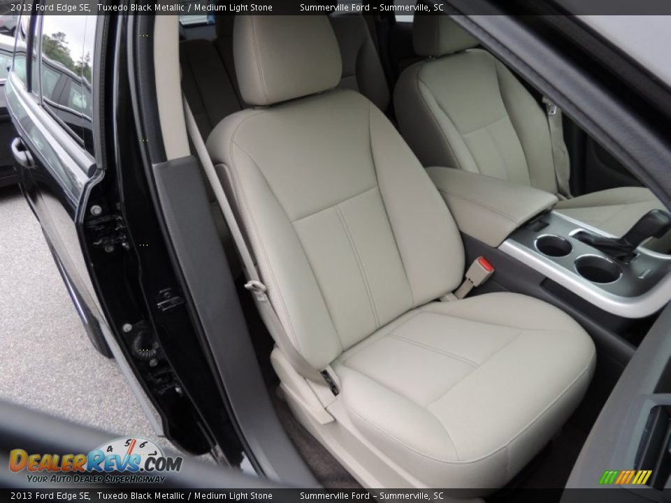 2013 Ford Edge SE Tuxedo Black Metallic / Medium Light Stone Photo #9