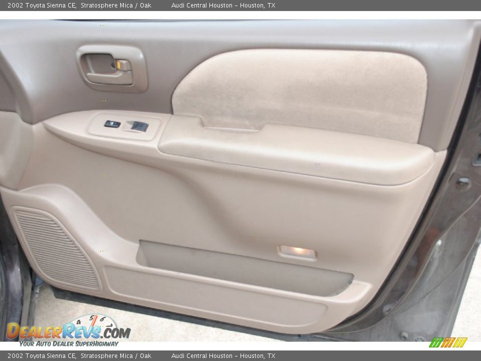2002 Toyota Sienna CE Stratosphere Mica / Oak Photo #21