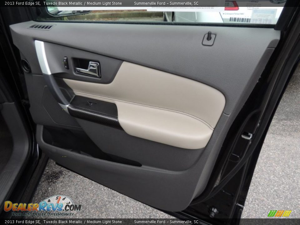 2013 Ford Edge SE Tuxedo Black Metallic / Medium Light Stone Photo #10